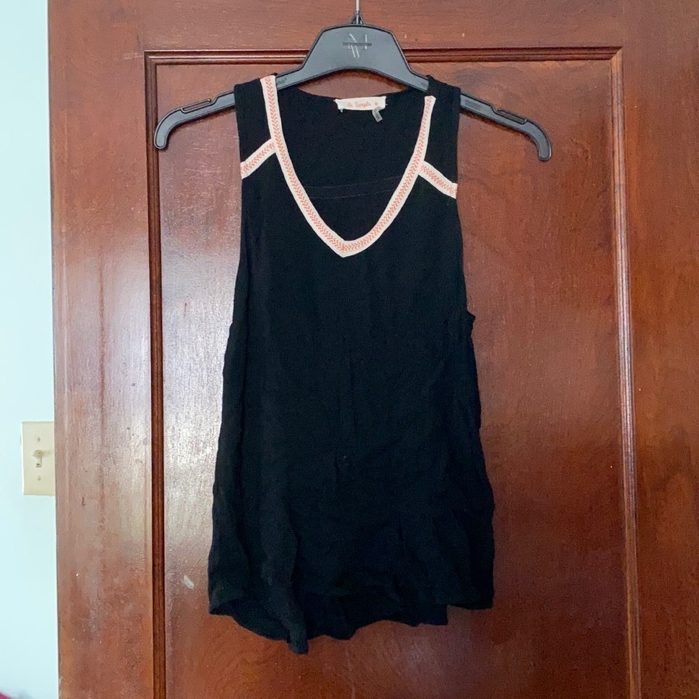 Le Sample women’s tank top; size medium